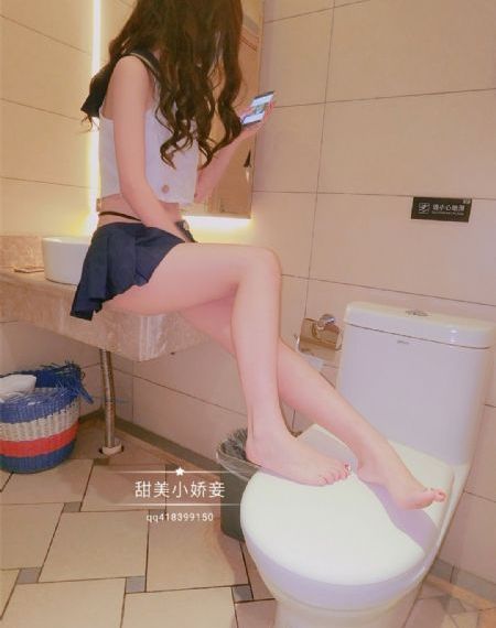 新妻黄泉_十万网红美女美酱
