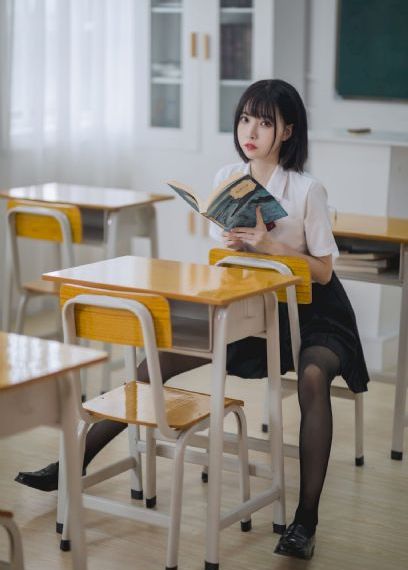 电车摩女_HD免费观看超清