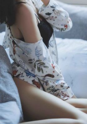 被迫含根入睡h_DVD视频大全