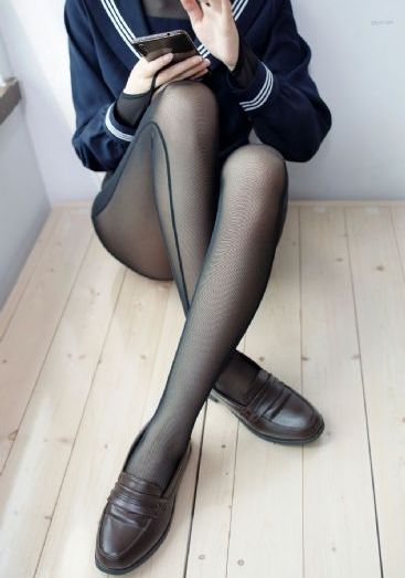 处女朱莉的第一次_蓝光免费在线观看